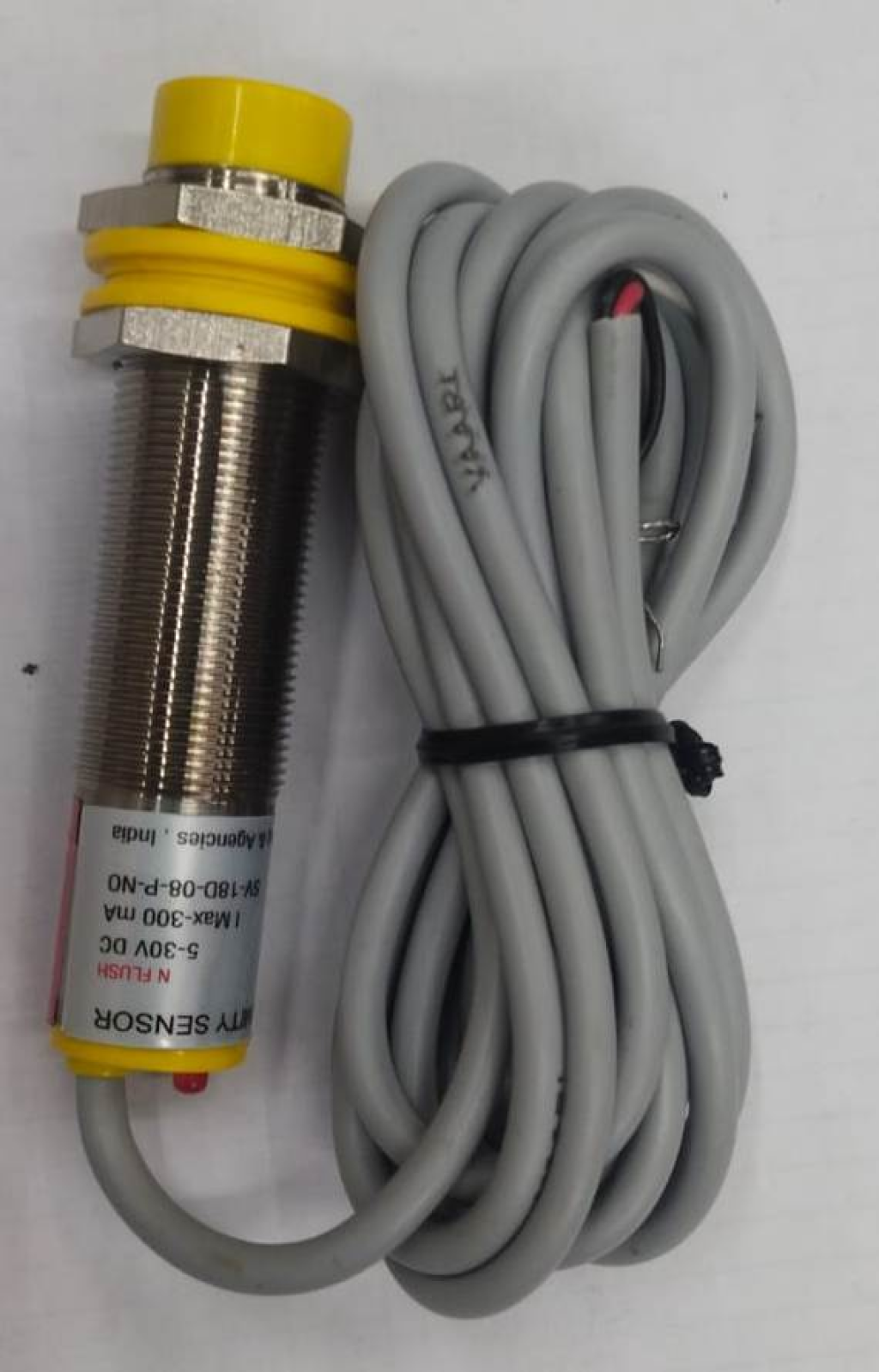 PROXIMITY SENSOR - INDUCTIVE 18MM PNP